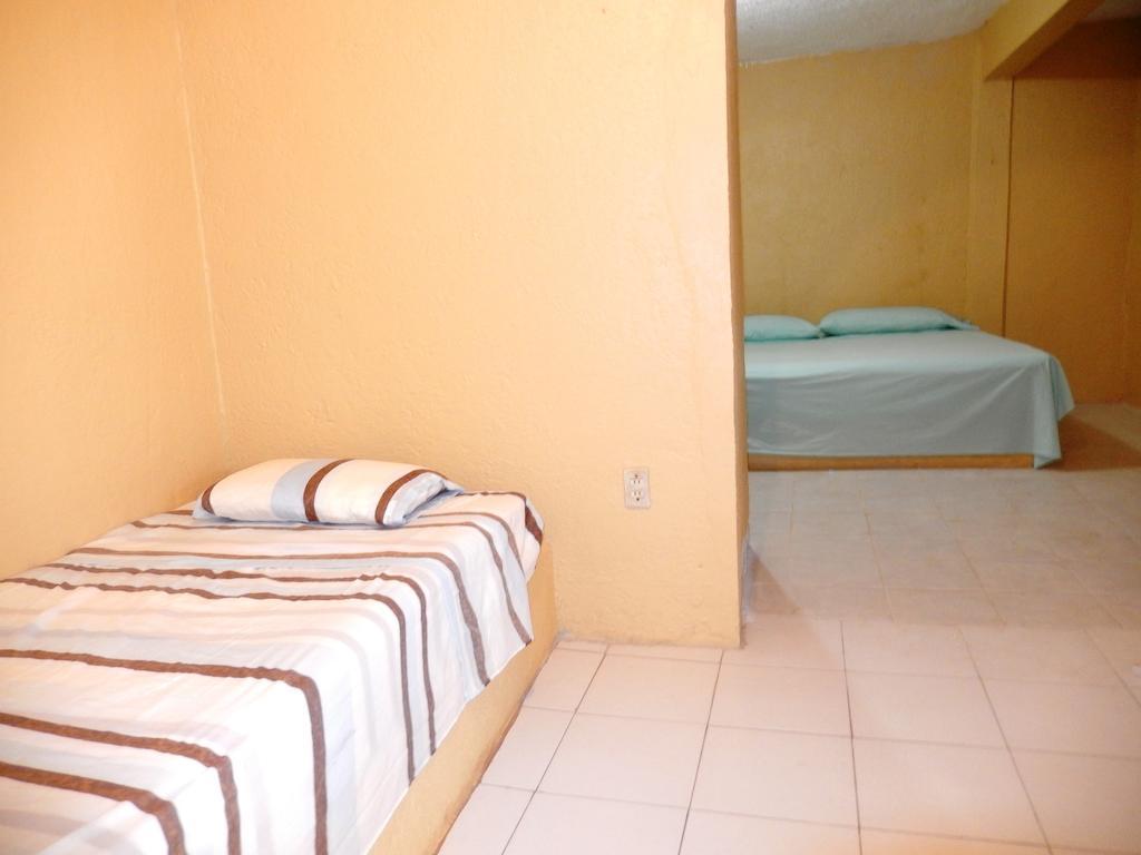 Hotel Evasion Acapulco Room photo